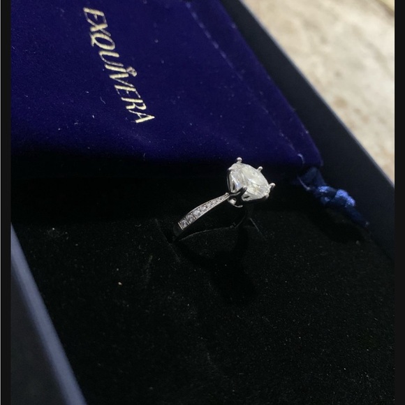 Diamond Engagement/Promise Ring - Picture 4 of 5